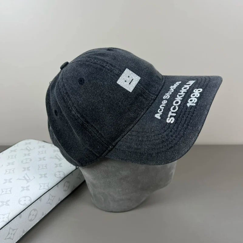 Acne Studios | 7485141393